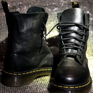 Dr Martens Leather Boots